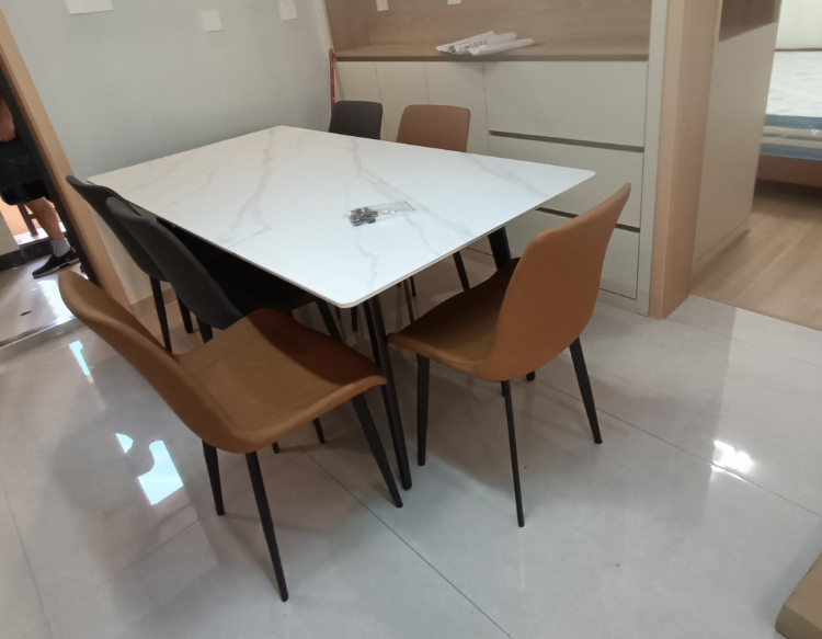SPCZ-004 DIAMOND-LEG DINING TABLE